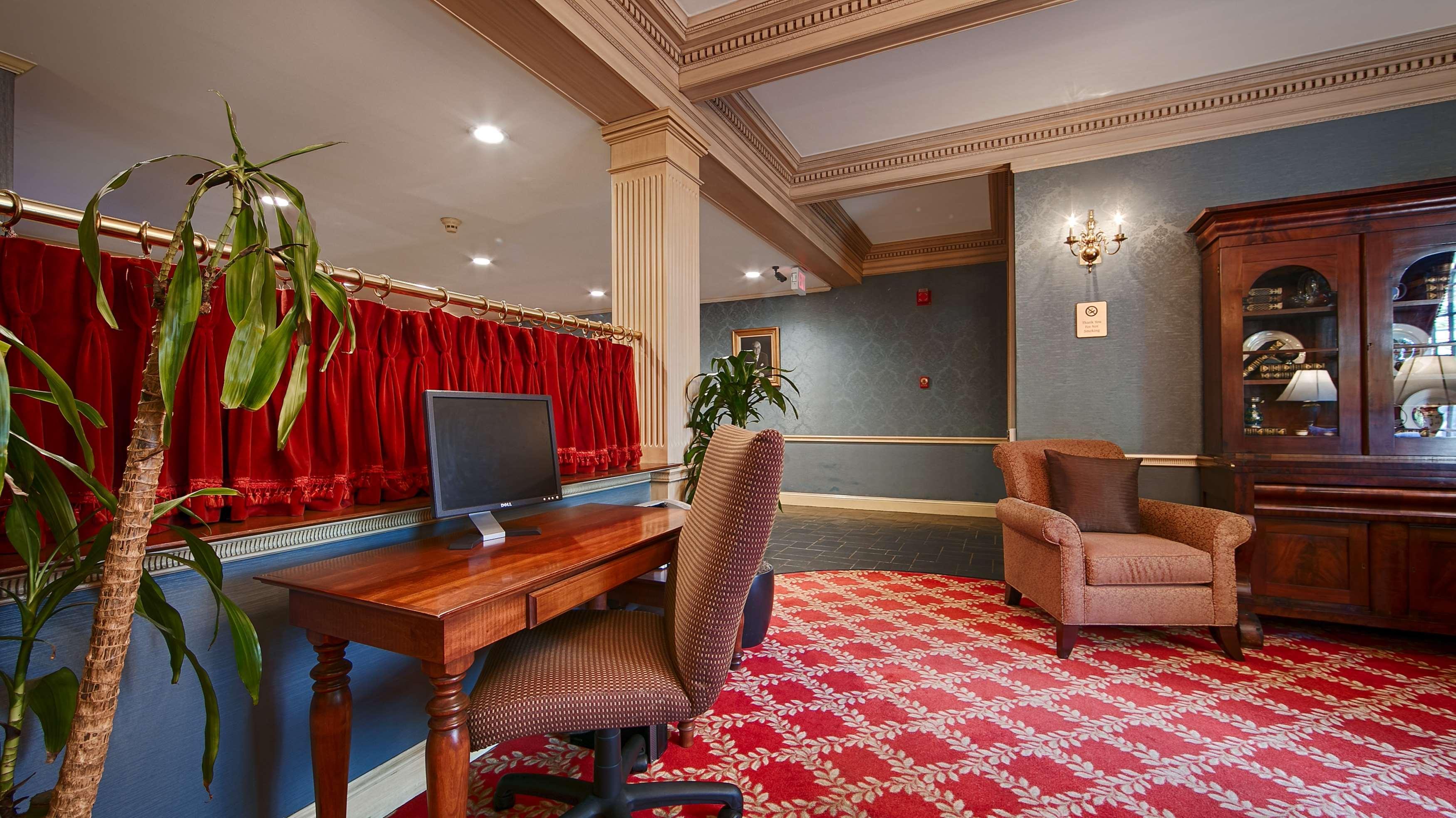 Western Inn-florham Park Hotel